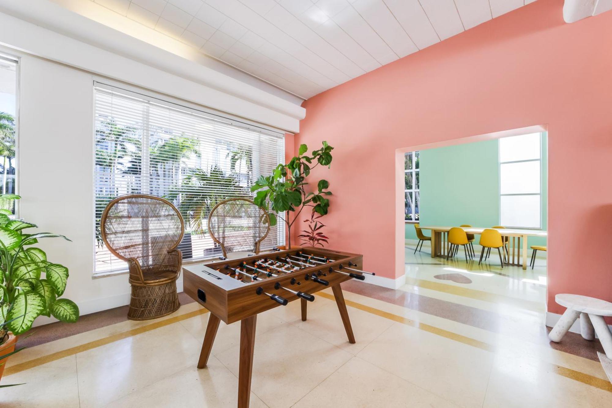 Tropics Hotel 마이애미 비치 외부 사진